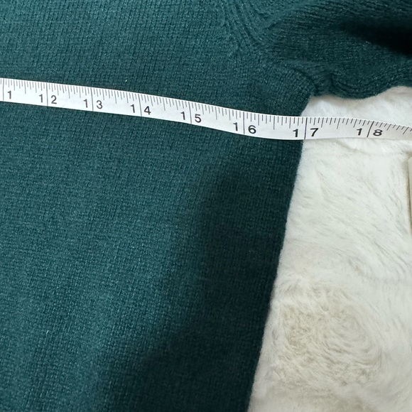 J.Crew Crewneck Sweater with Jeweled Buttons Size Small NWT - Picture 8 of 9